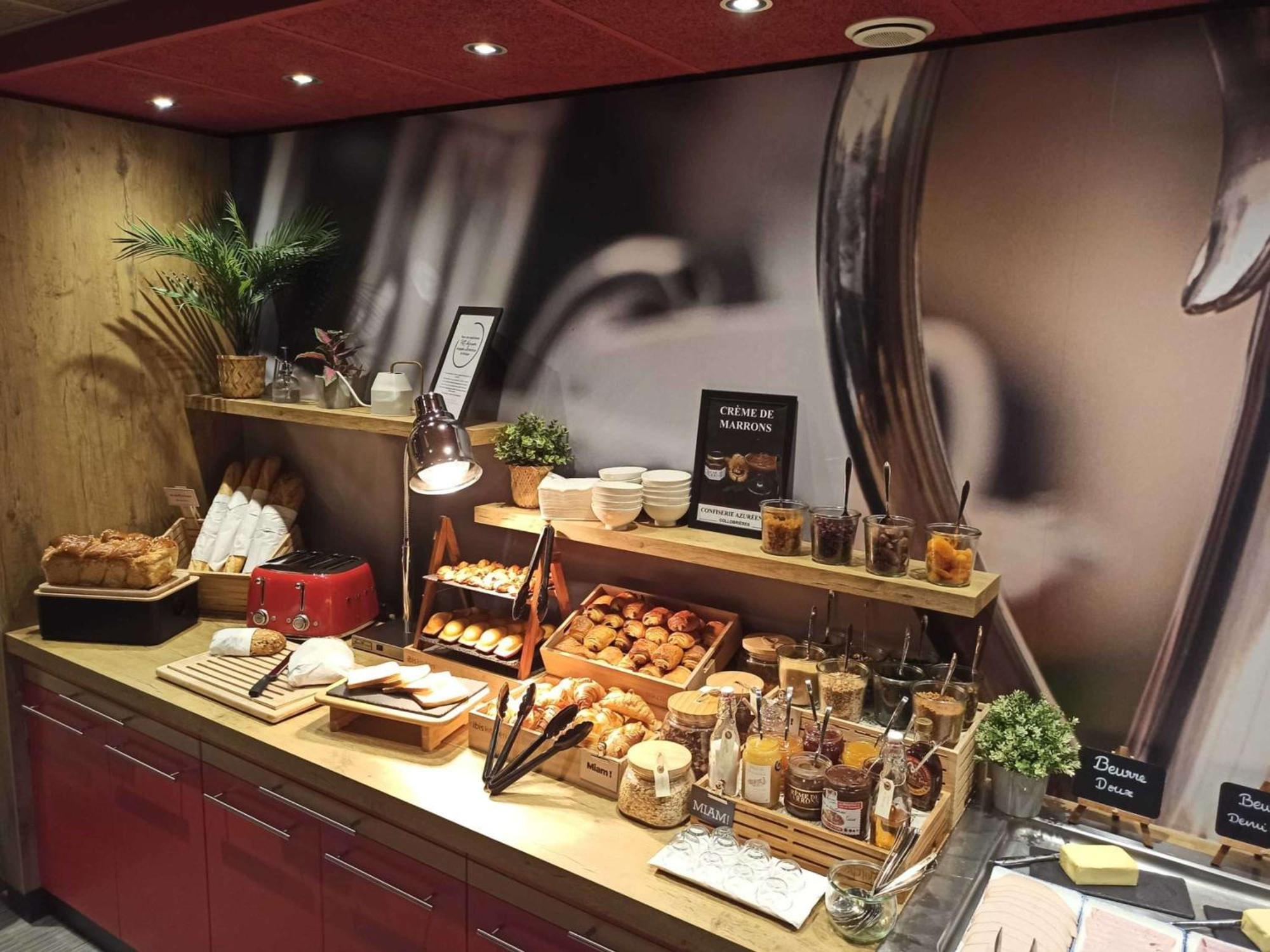 Ibis Toulon La Seyne Sur Mer Екстер'єр фото