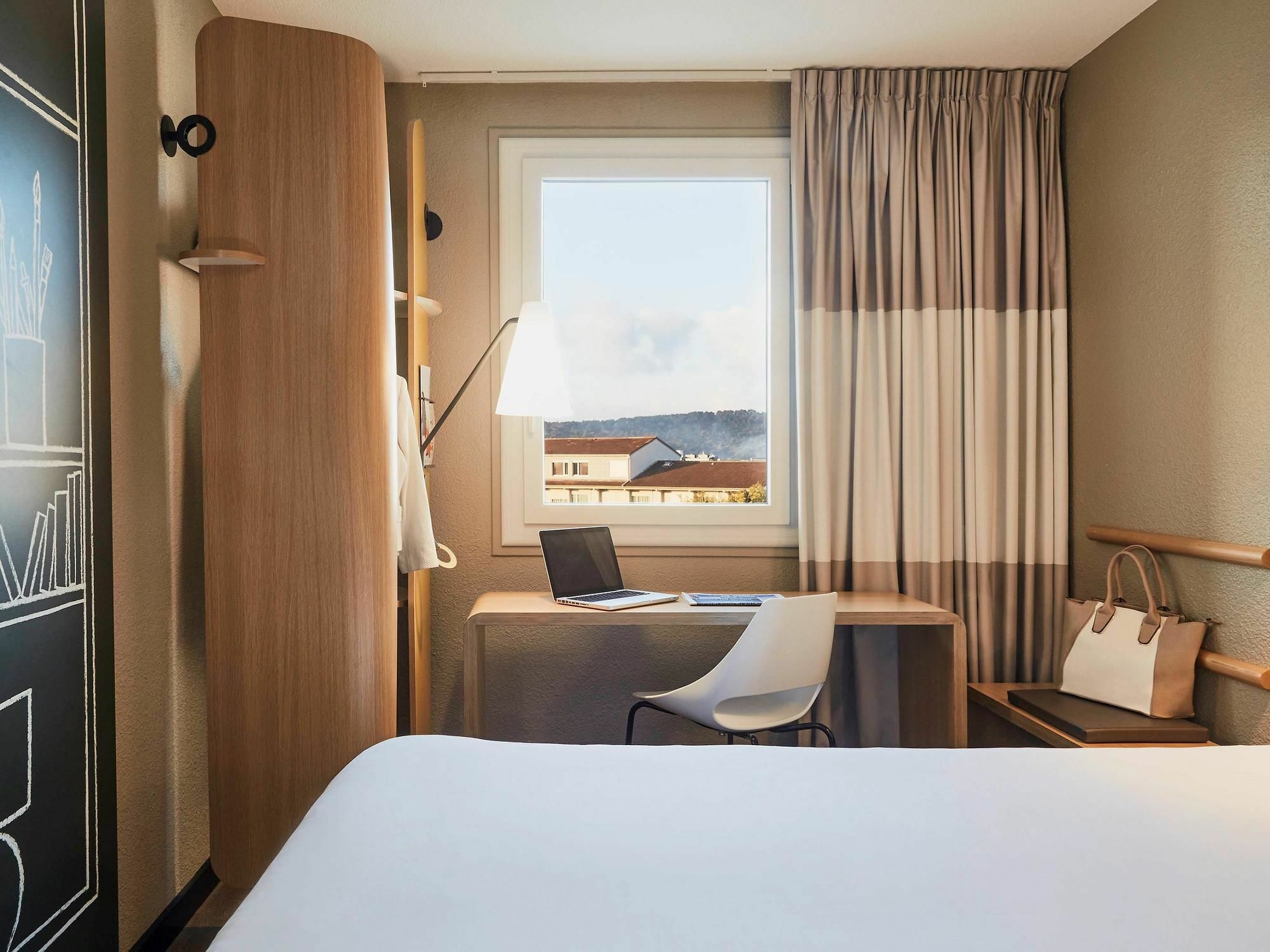 Ibis Toulon La Seyne Sur Mer Екстер'єр фото